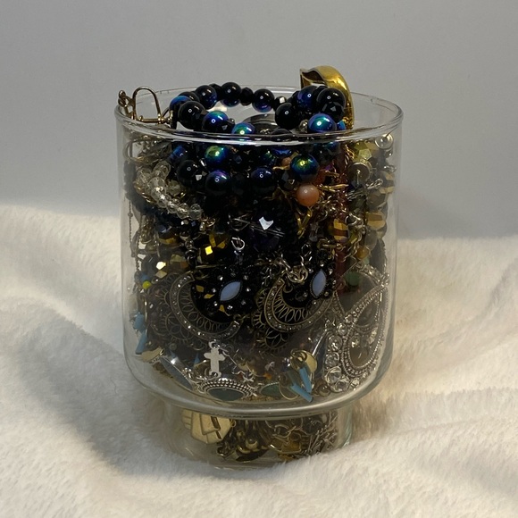 Mystery Jewelry Jar 30 - Picture 4 of 7